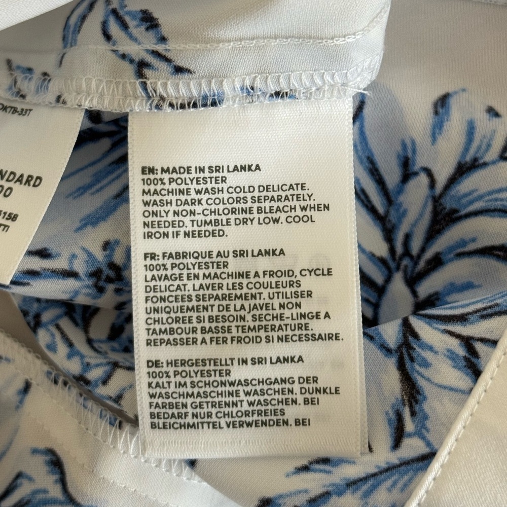 Lands End Short Sleeve Blue White Floral Blouse Butterfly Gold Buttons 6P - Picture 8 of 8